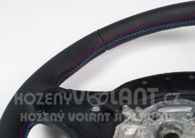 Volant BMW X3 e8