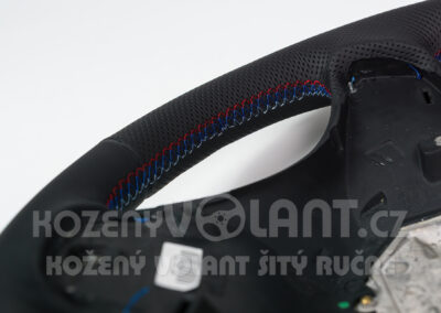Volant BMW X3 e8